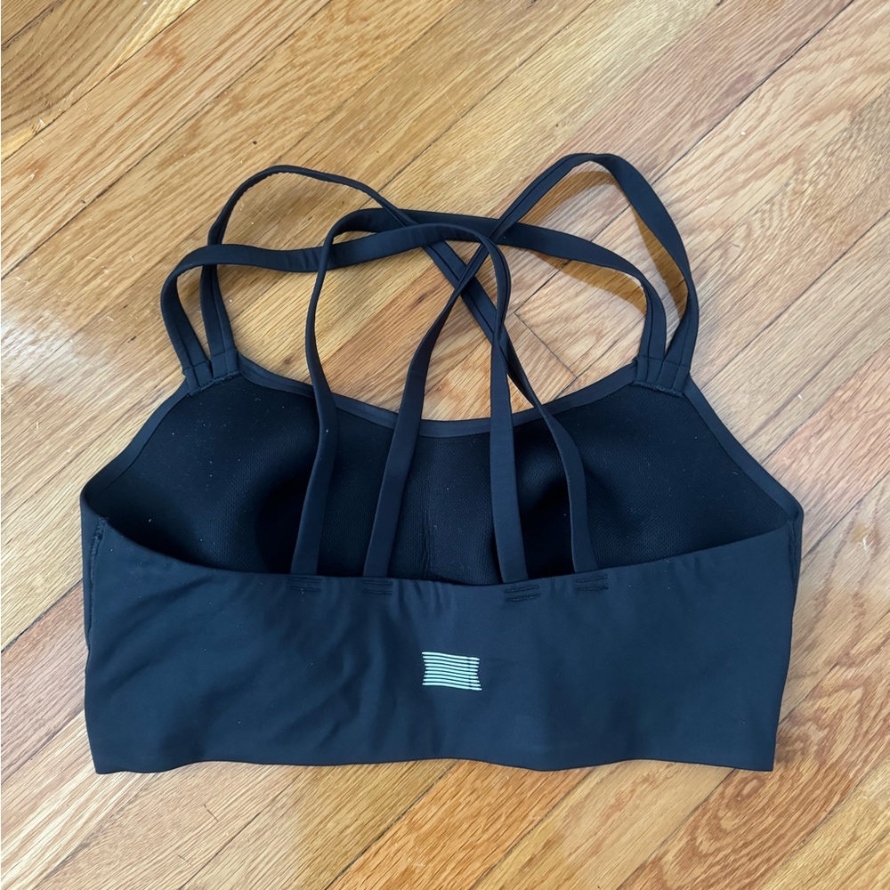 Savage x fenty criss cross back sports bra size 3x